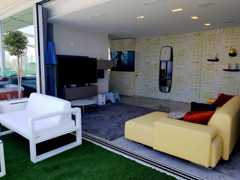 Sliema, Luxury Furnished Penthouse's Image 3