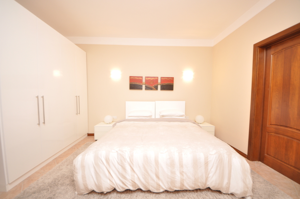 Sliema, Furnished Penthouse's Image 5