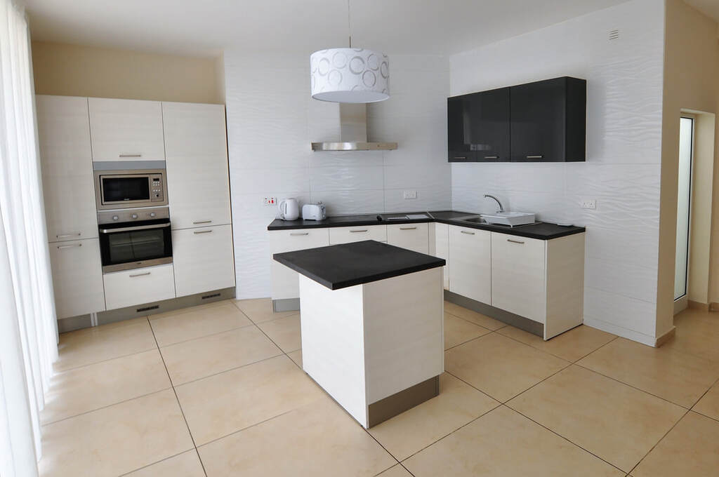 Sliema, Furnished Penthouse's Image 5