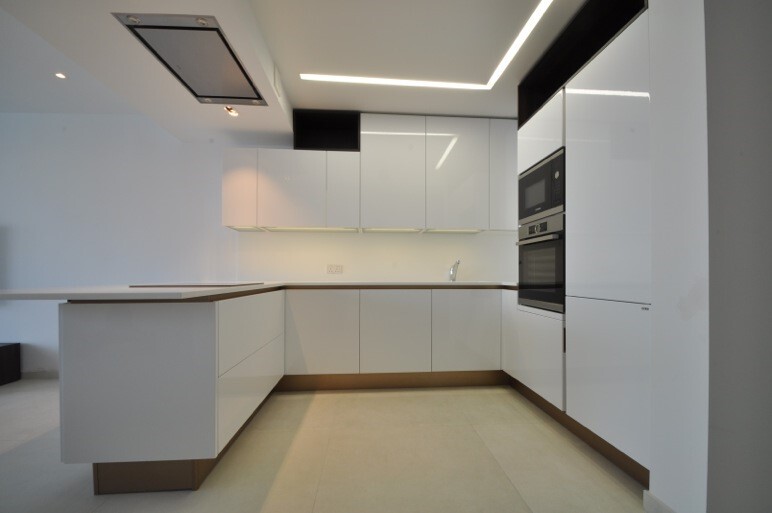 Sliema, Furnished Penthouse's Image 3