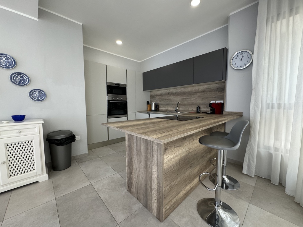 Sliema, Furnished Apartment's Image 6