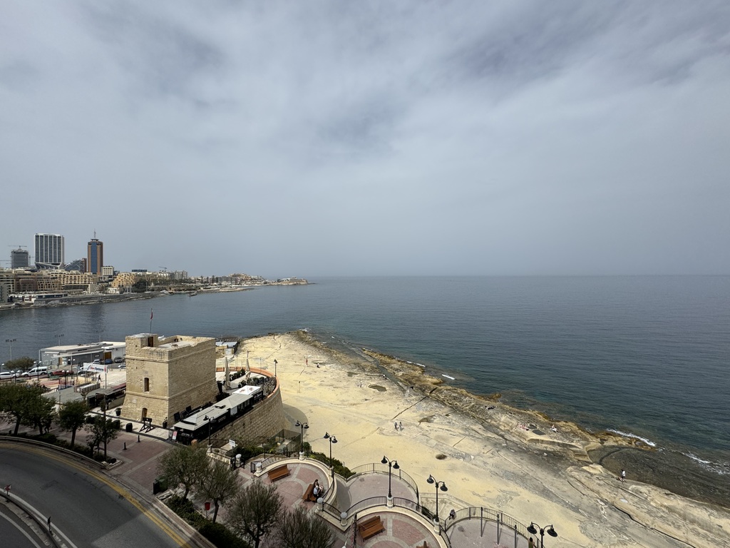 Sliema, Furnished Apartment's Image 12