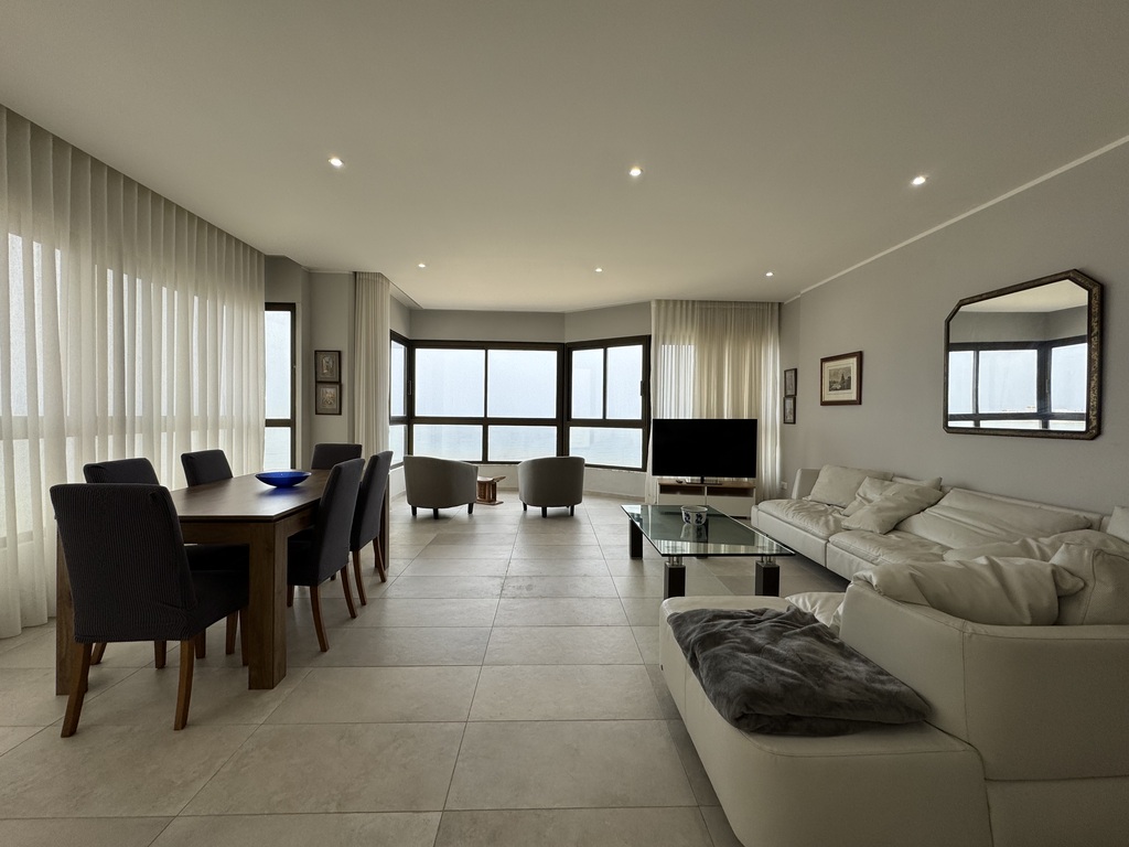 Sliema_apartment_to_rent-sunny_climate-oyster_christie's