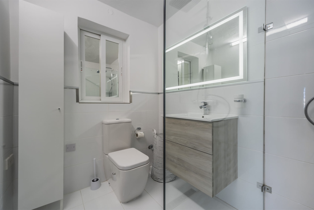 St Julians, Furnished Apartment's Image 13