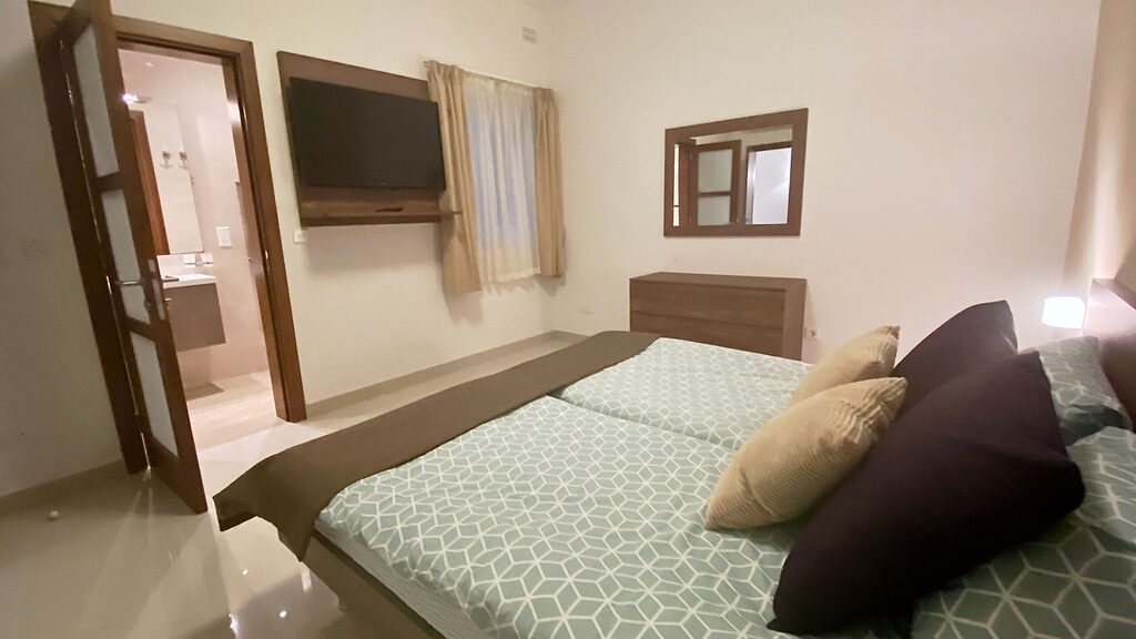 Sliema, Luxury Furnished Apartment's Image 4
