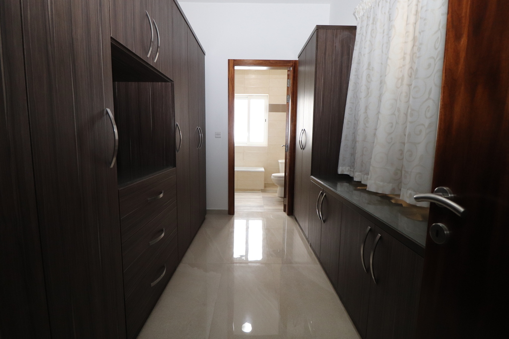 Sliema, Finished Apartment's Image 8