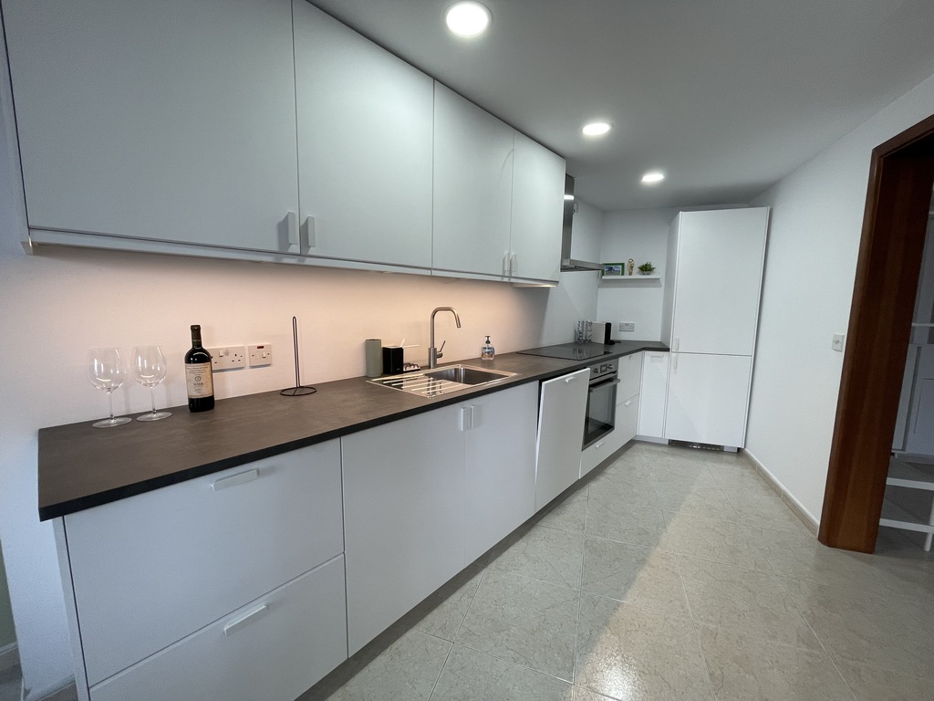 Portomaso, Furnished Apartment's Image 4