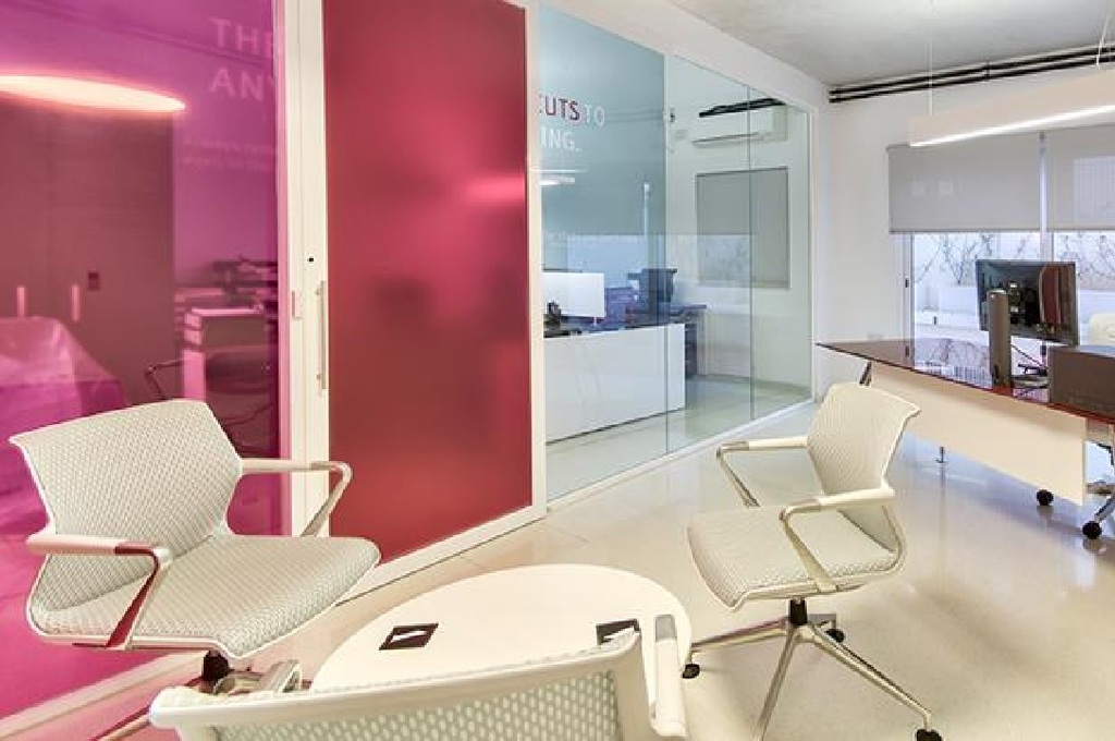 Santa Venera, Fully Equipped Office Block's Image 3