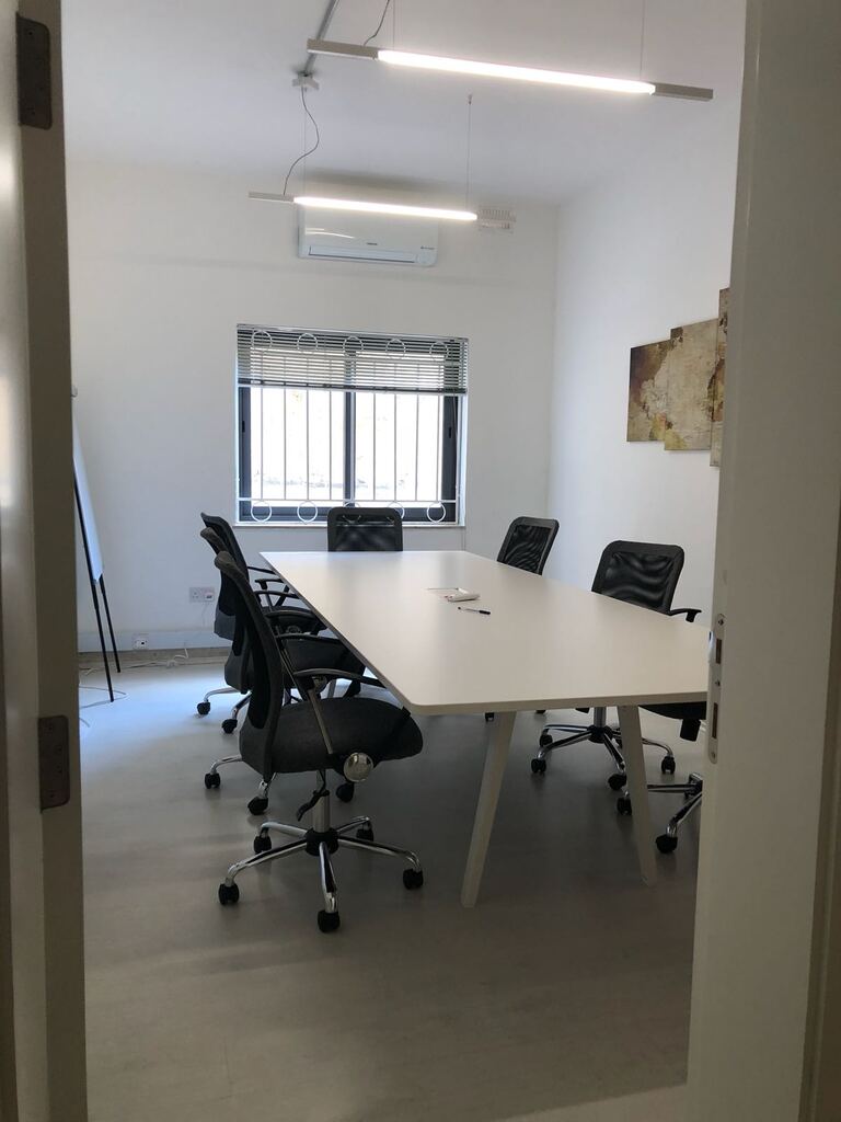 Pieta, Fully Equipped Office's Image 3