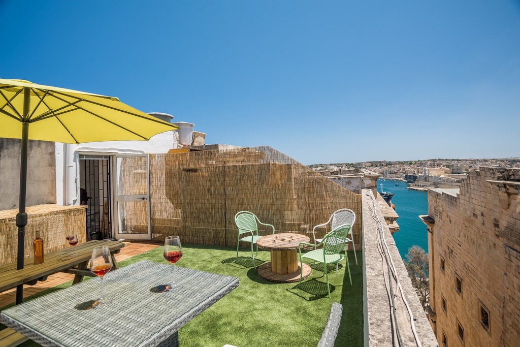 Valletta, Fully Equipped Office's Image 2