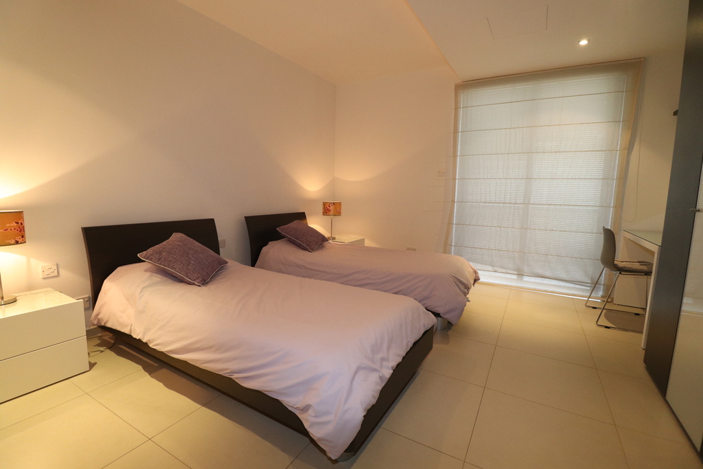 Sliema, Furnished Apartment's Image 6