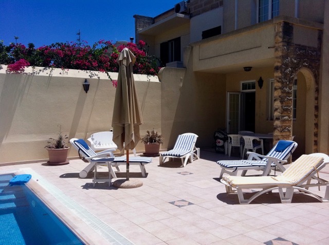 Swieqi, Furnished Terraced House's Image 11