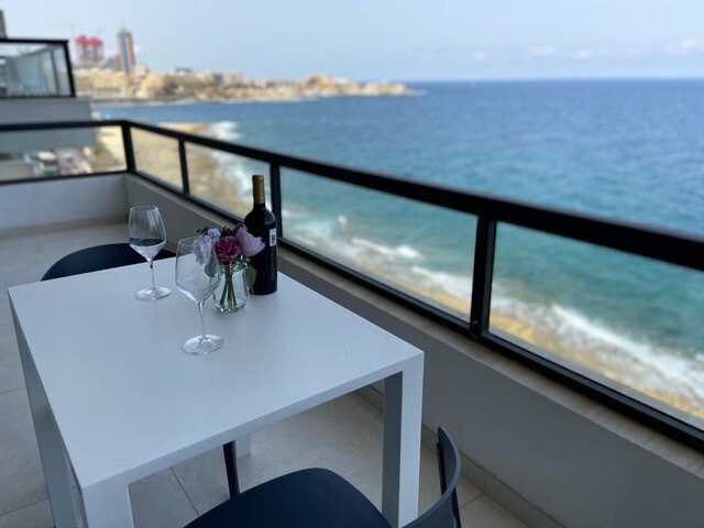 Sliema, Furnished Apartment's Image 3