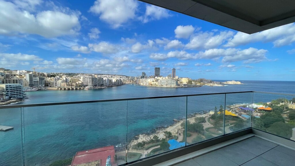 sliema-apartment-to-let-christies-malta