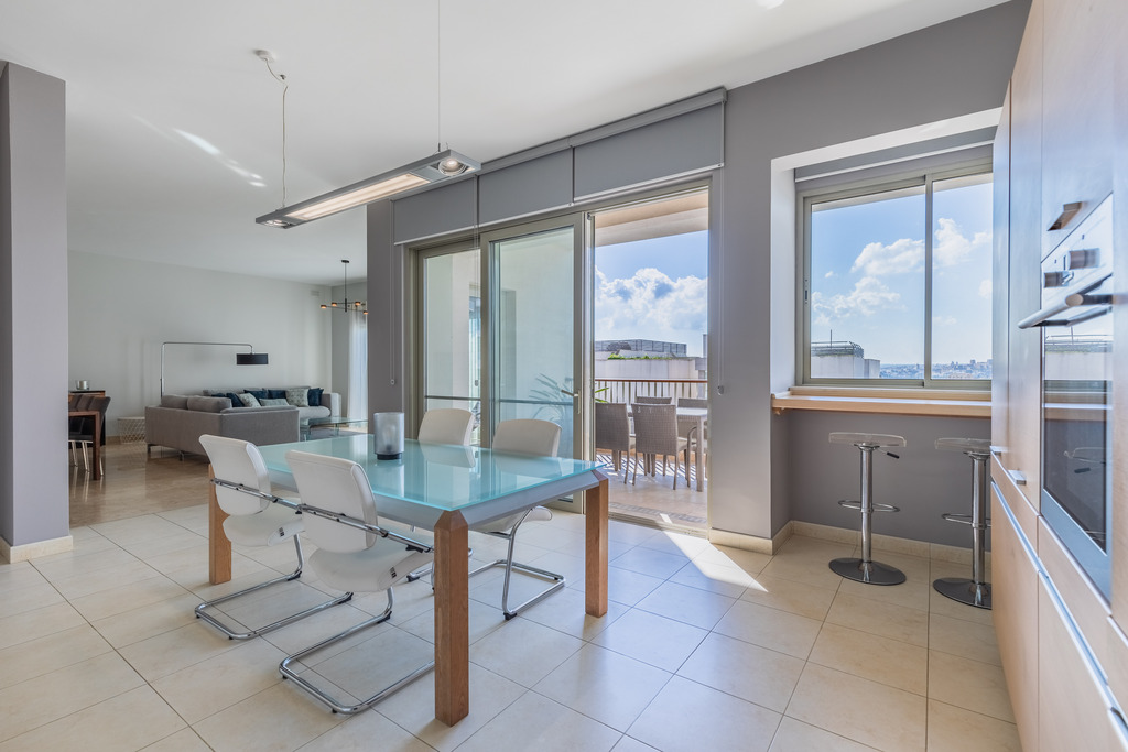Tigne Point, Furnished Apartment's Image 6