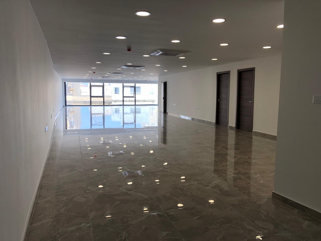 Santa Venera, Finished Office's Image 6