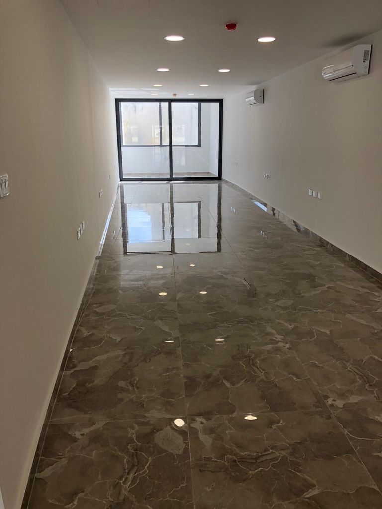 Santa Venera, Finished Office's Image 3