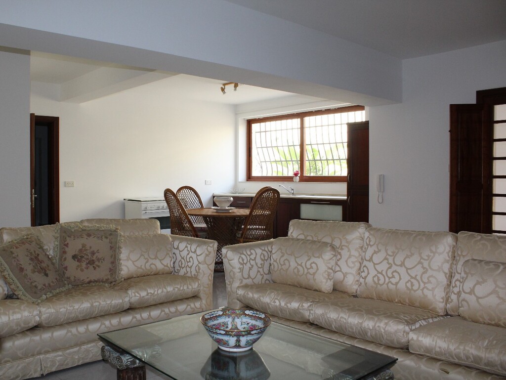 Madliena, Furnished Semi-detached Villa's Image 6