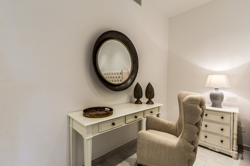 Laguna Portomaso Luxury Furnished Apartment's Image 11