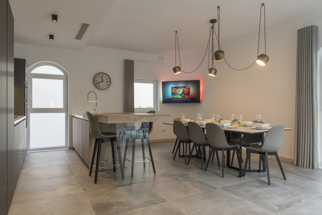 Swieqi, Furnished Semi-detached Villa's Image 4
