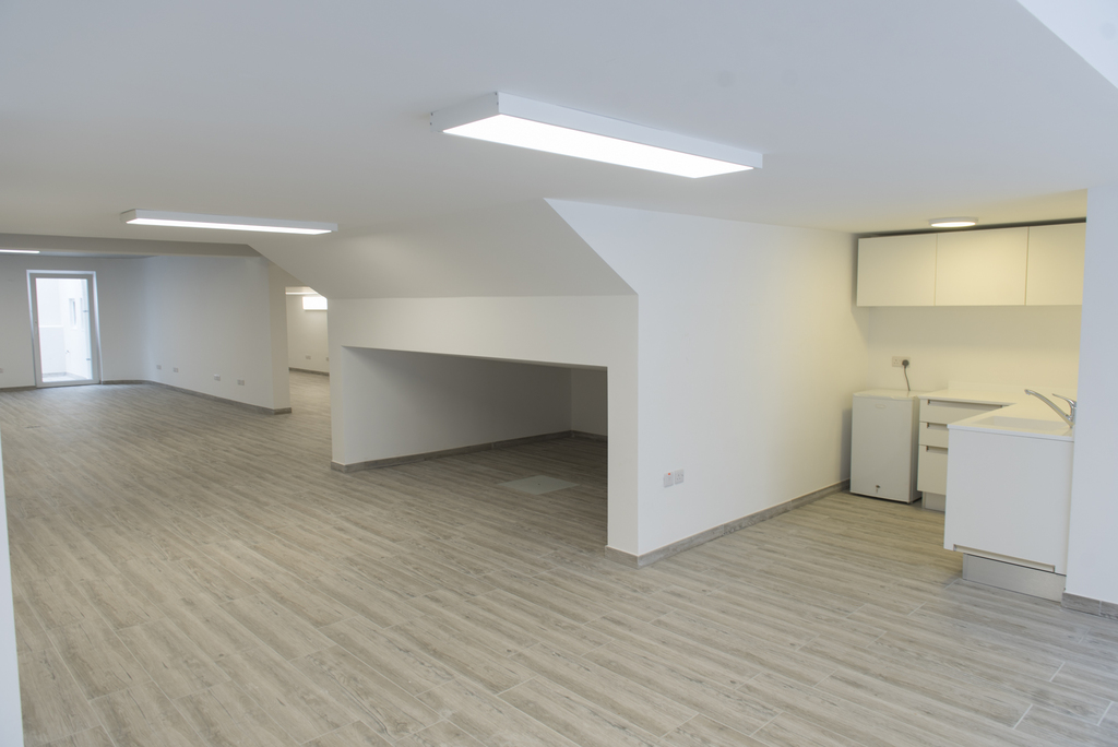 Swieqi, Furnished Semi-detached Villa's Image 14