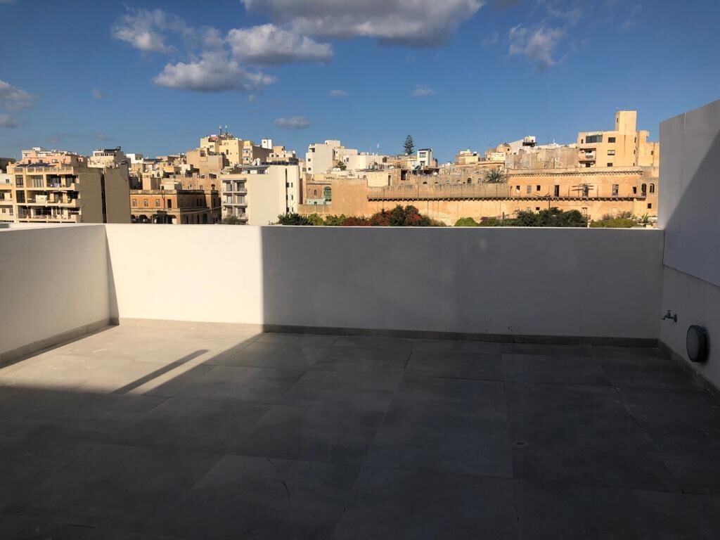 Sliema, Furnished Apartment's Image 3