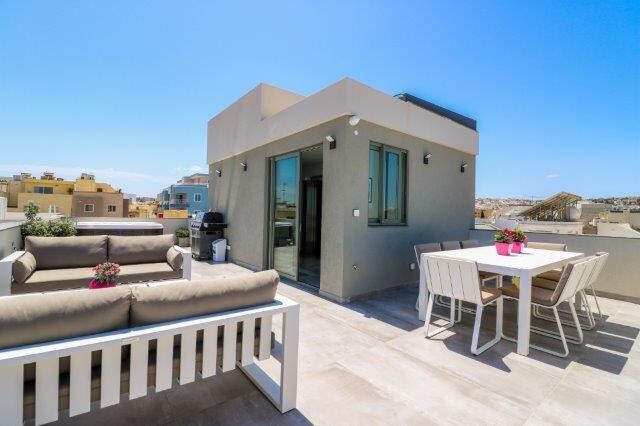 Swieqi, Furnished Semi-detached Villa's Image 14