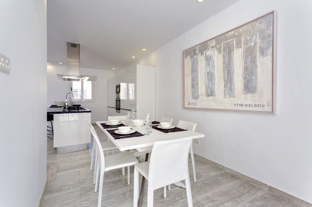 Sliema, Furnished Penthouse's Image 6