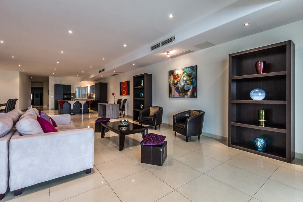 Ta' Xbiex, Luxury Seafront Apartment's Image 3