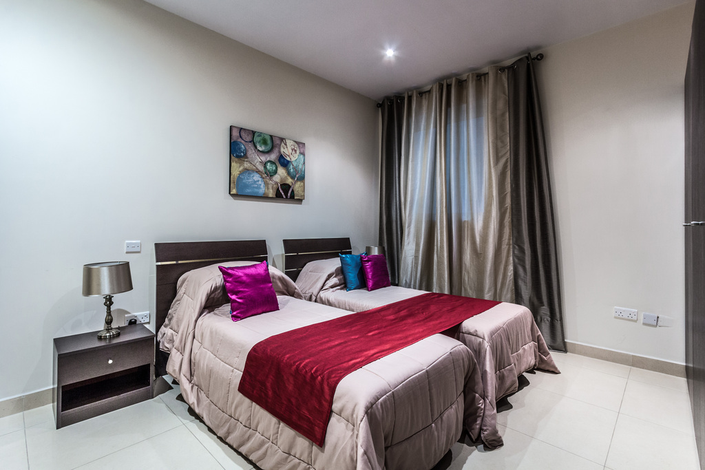 Ta' Xbiex, Luxury Seafront Apartment's Image 8