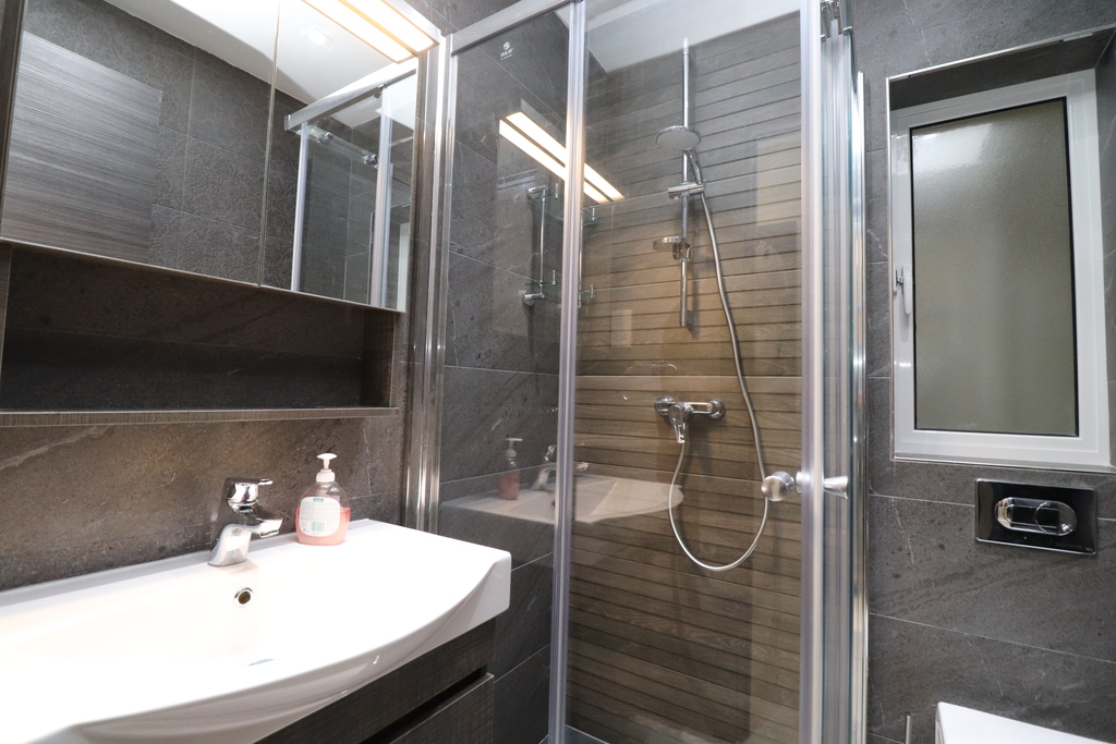 St Julians, Luxurious Finish Apartment's Image 5