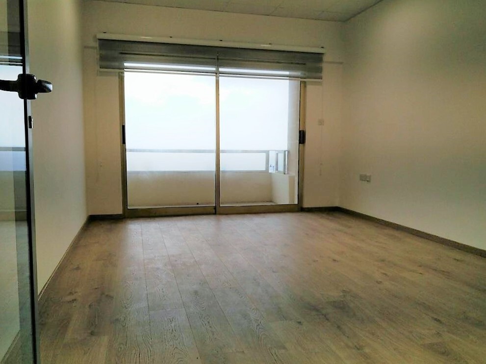 P_002671_Sliema_Piazzetta_Office
