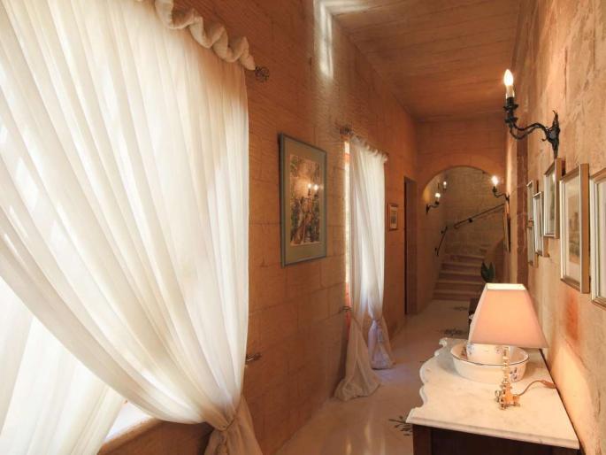Birkirkara, Furnished House of Character's Image 4
