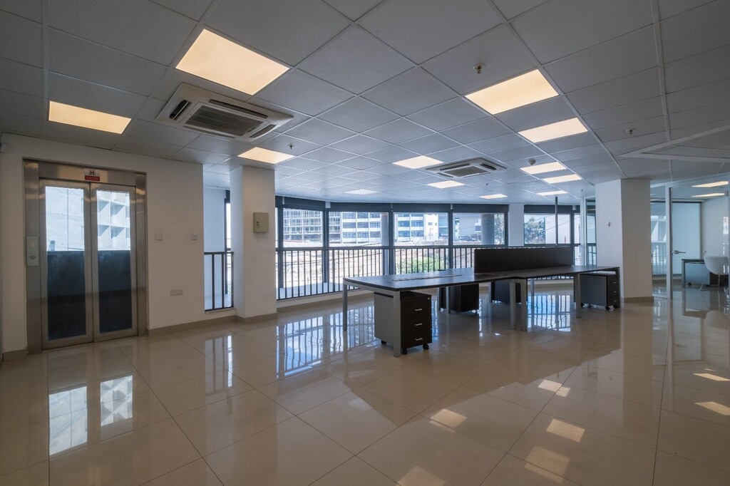 St Julians Fully Equipped Office's Image 4