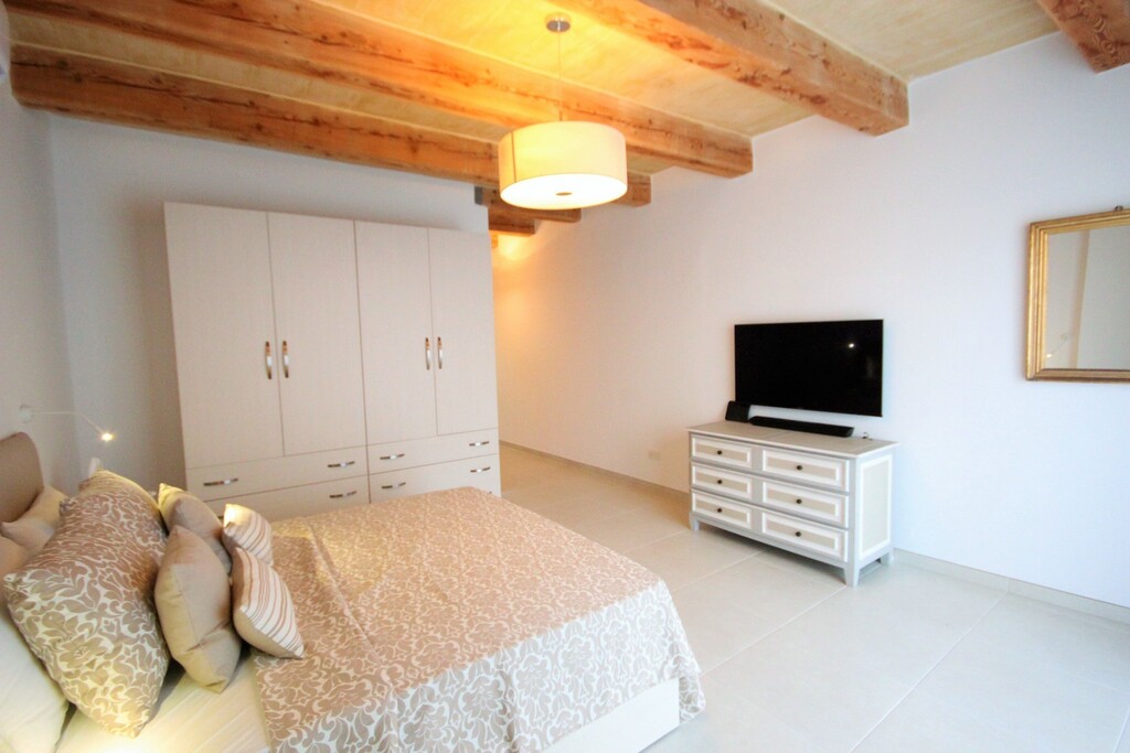 Sliema, Furnished Town House's Image 4