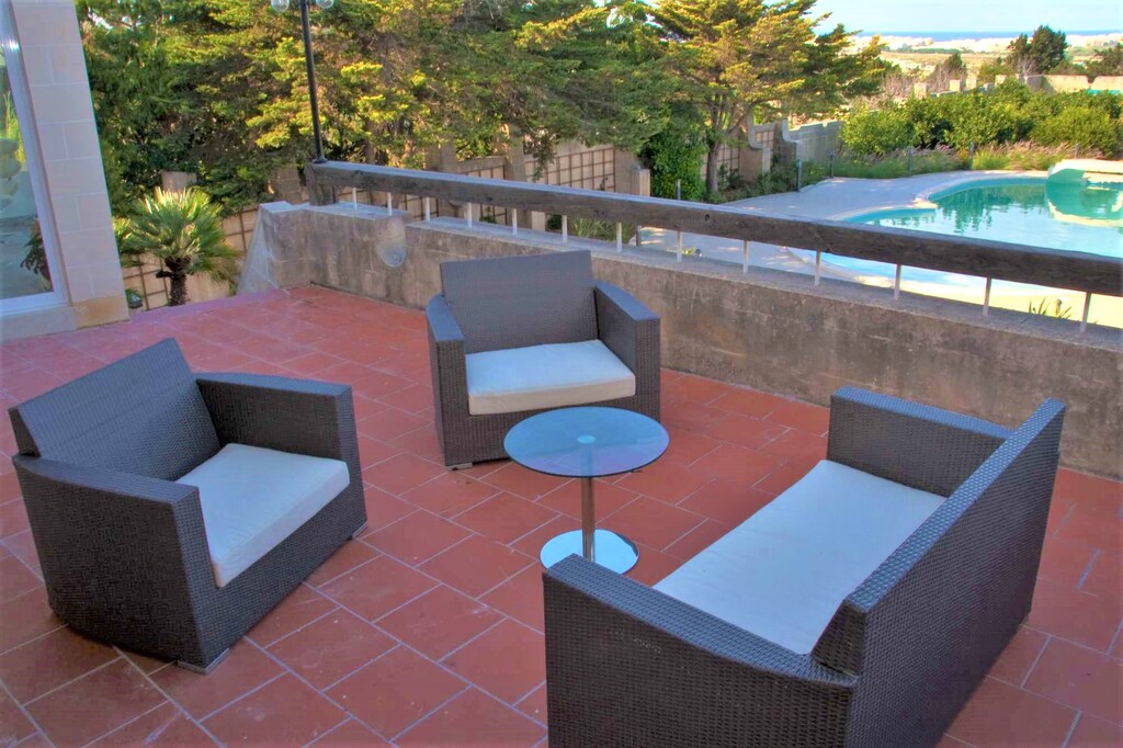 Mosta, Furnished Detached Villa's Image 8