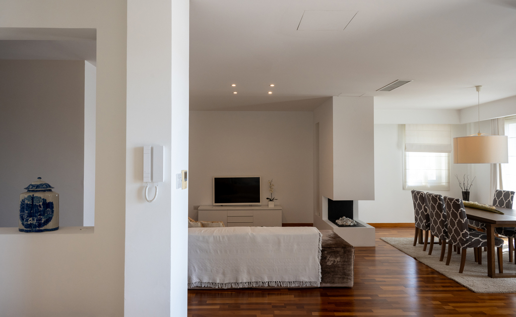 Tigne-point-apartment-to-let-family-friendly-oyster-christies