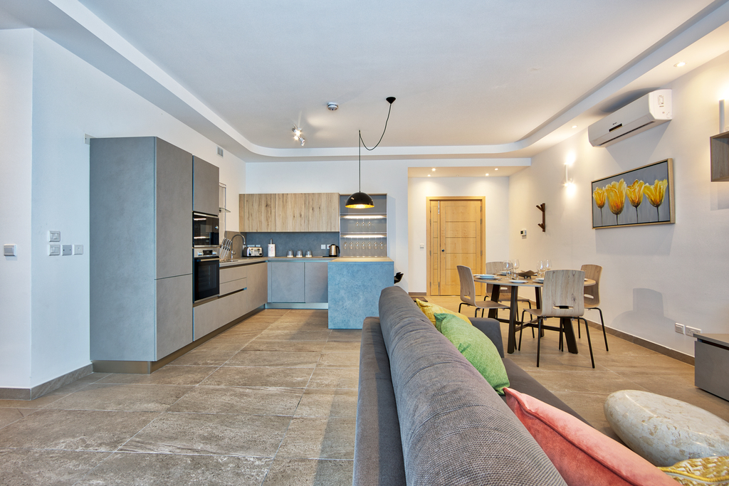 P_002813_kitchen_living_dining_(