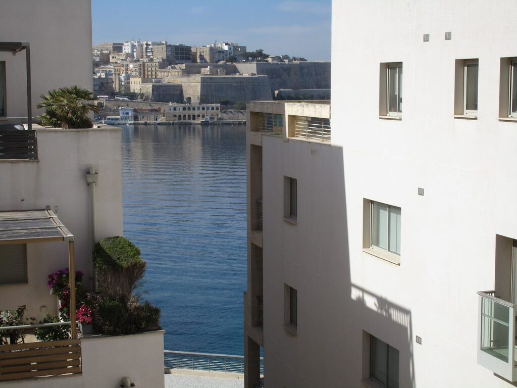 Tigne Point, Furnished Apartment's Image 7
