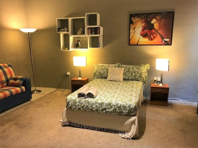 Sliema, Furnished Apartment's Image 8
