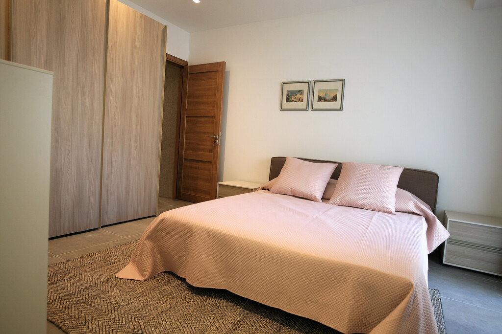 Sliema, Furnished Apartment's Image 3