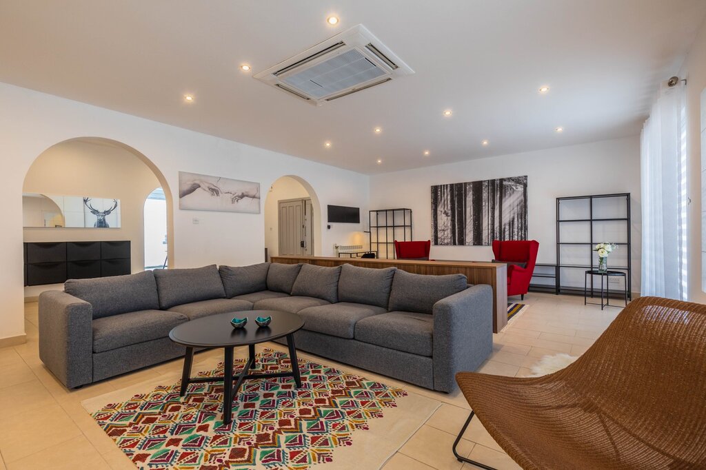 Ibragg Furnished Semi-detached Bungalow's Image 6