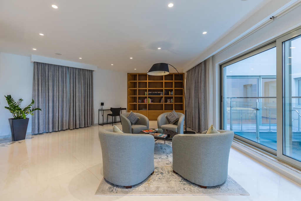 Portomaso Laguna  Apartment's Image 9