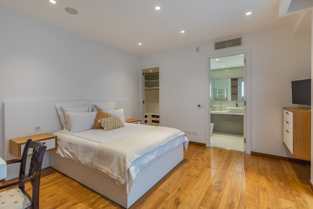 Portomaso Laguna  Apartment's Image 12