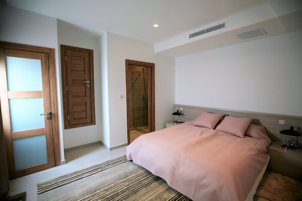 Sliema, Furnished Penthouse's Image 13
