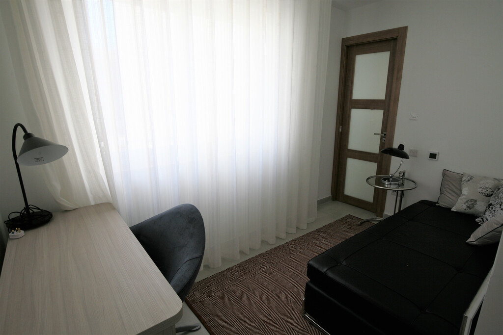 Sliema, Furnished Penthouse's Image 14
