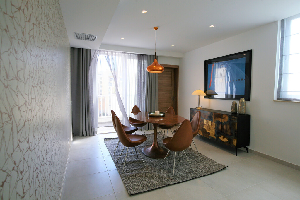 Sliema, Furnished Penthouse's Image 9