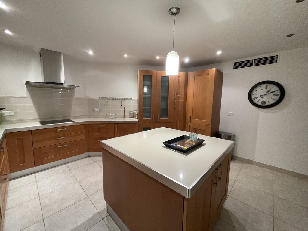 P_002930_Portomaso-apartment-to-