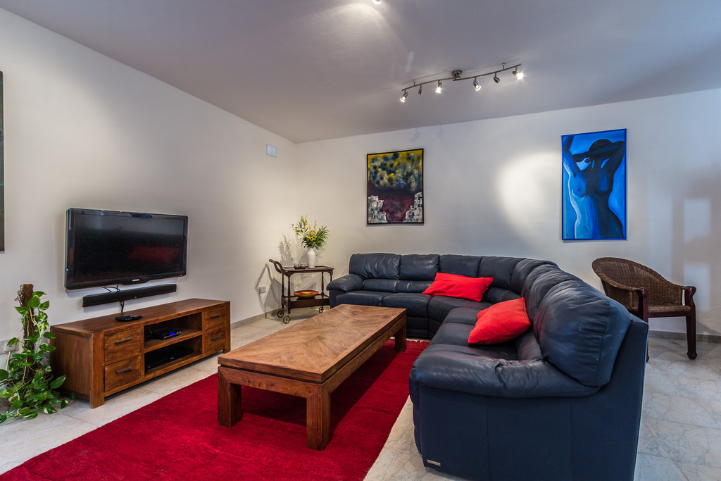 Sliema, Furnished Penthouse's Image 4