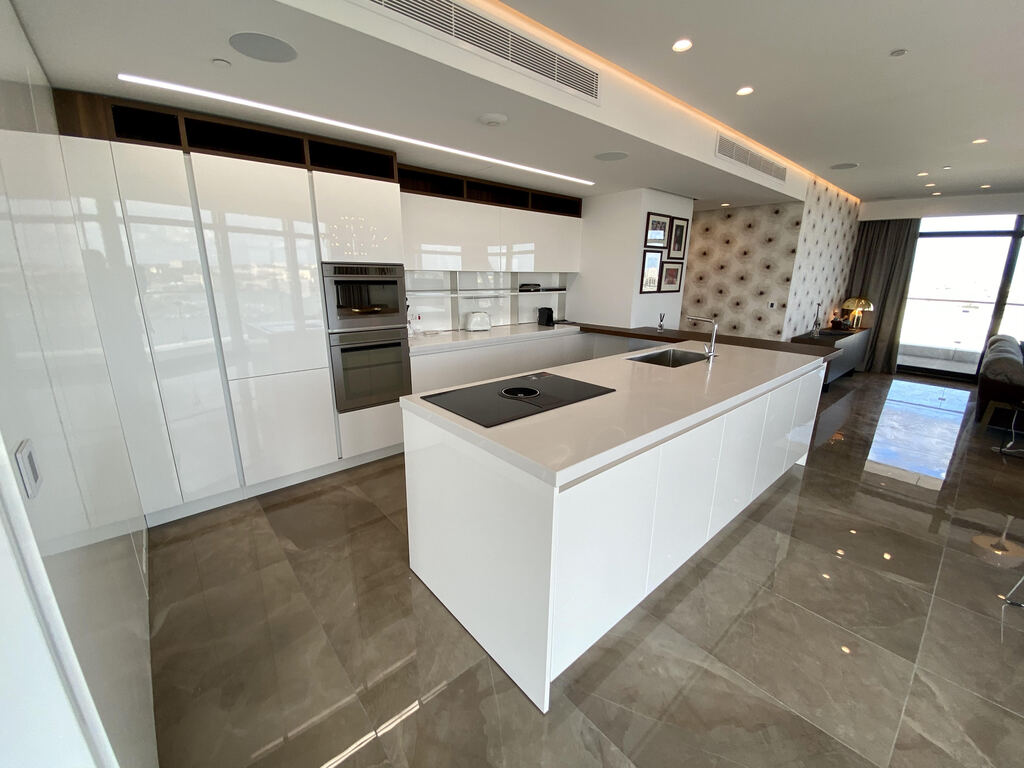 Gzira, Luxury Furnished Apartment's Image 7